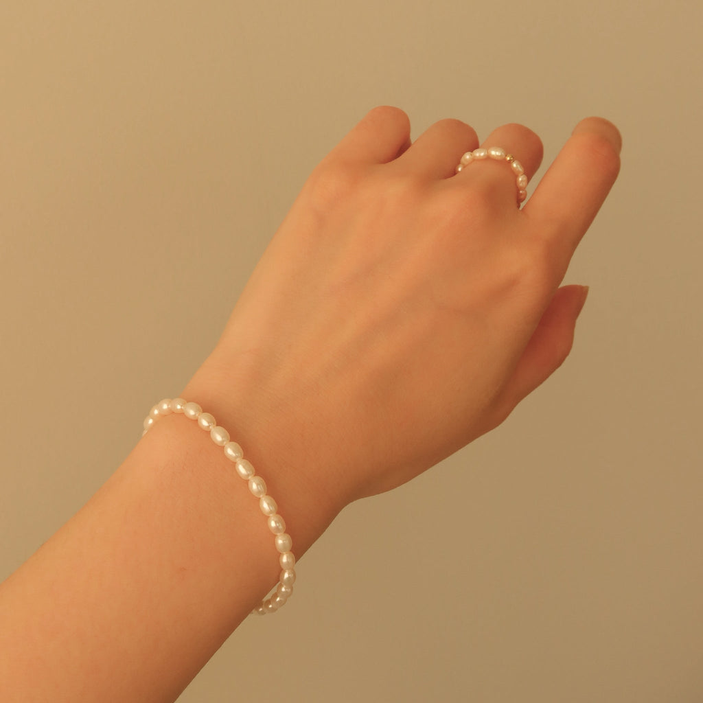 Vivian Pearl Bracelets