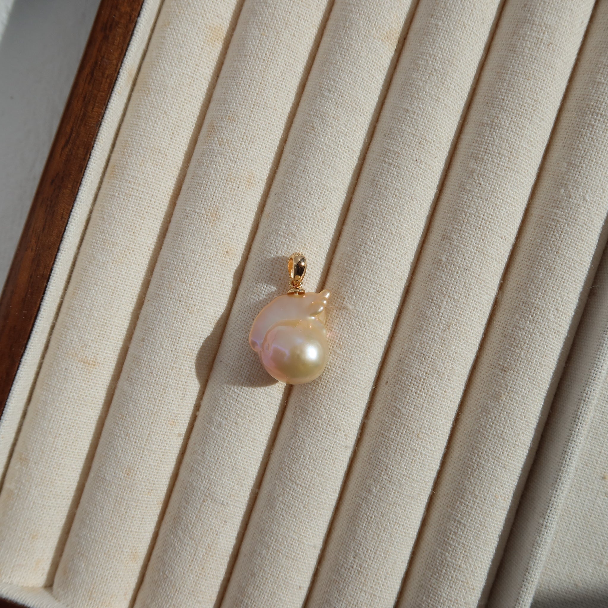 Baroque Pearl Pendant - 11