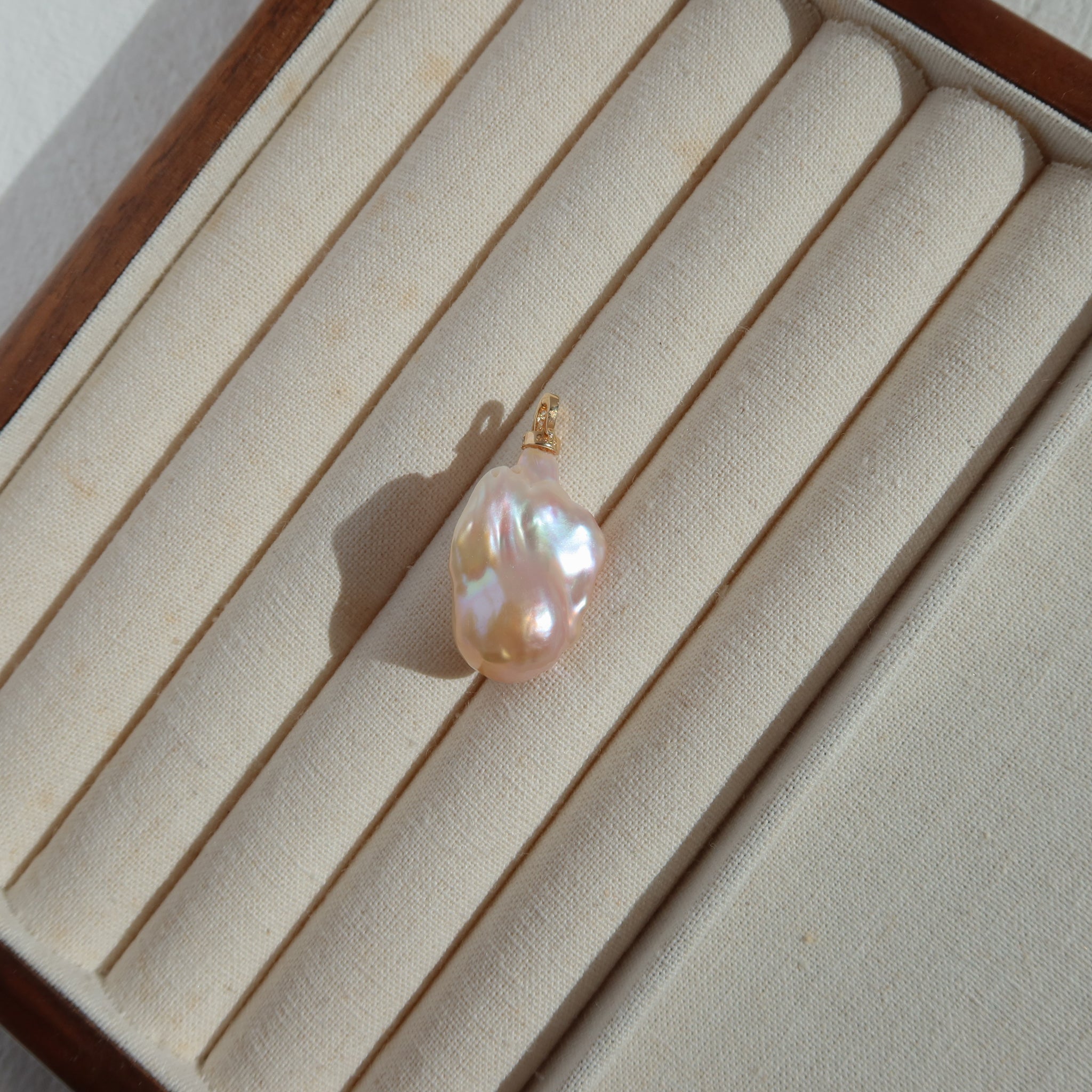Baroque Pearl Pendant - 15