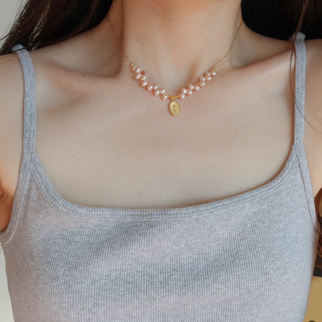 Tulip Pearl Necklaces