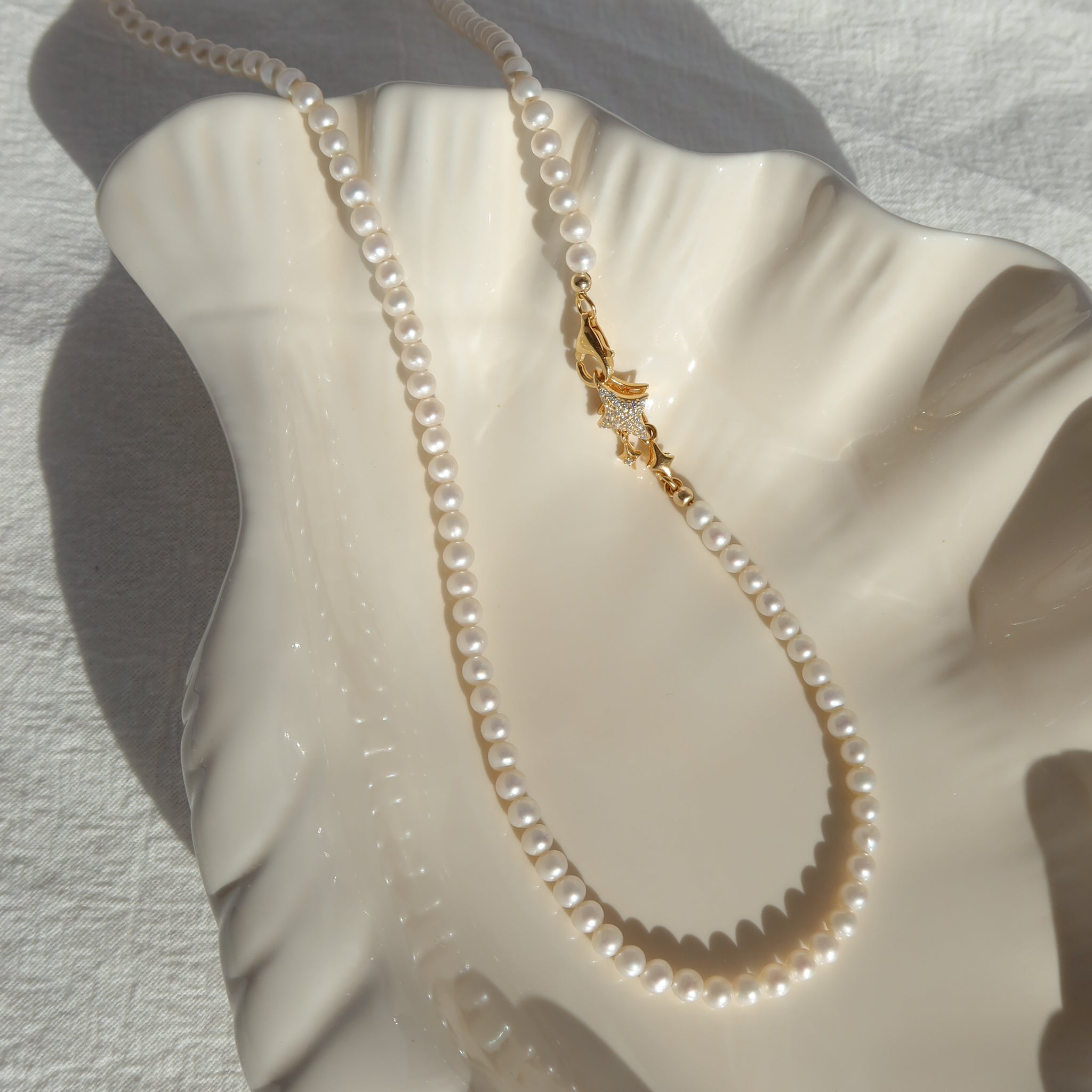 Twinkle Pearl Necklaces