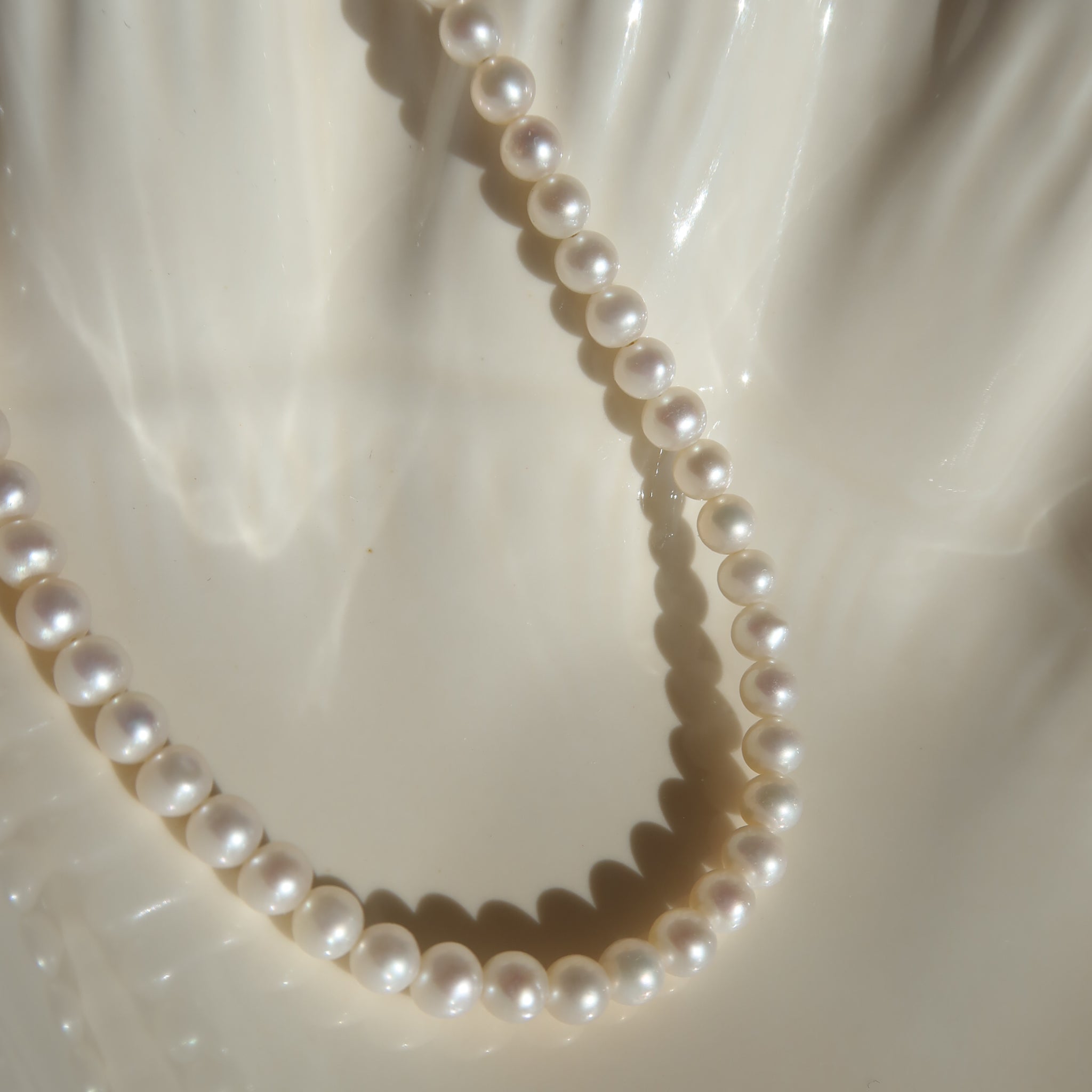 Twinkle Pearl Necklaces