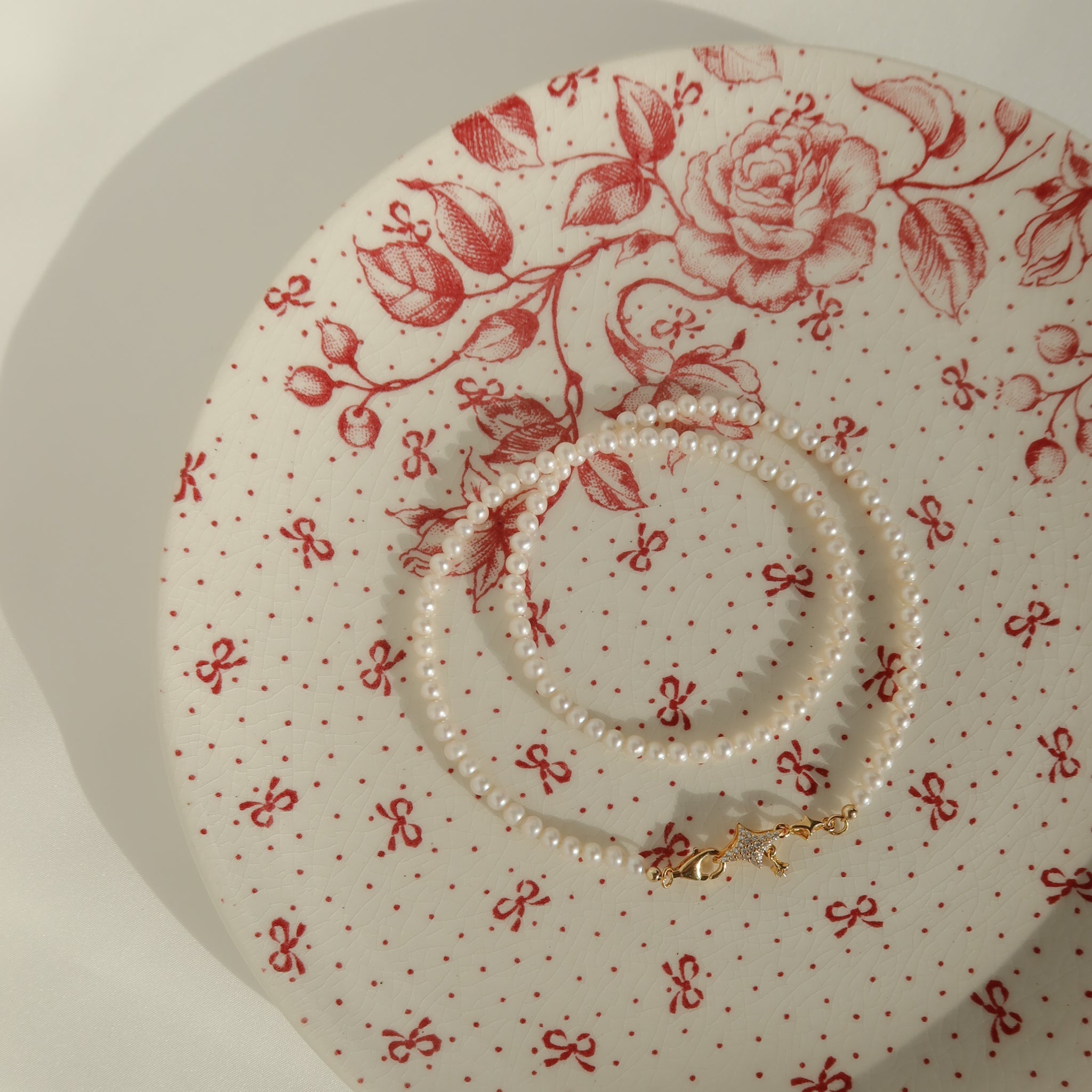 Twinkle Pearl Necklaces